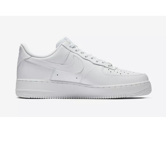 Air Force 1 ‘18 - Picture 2 of 6